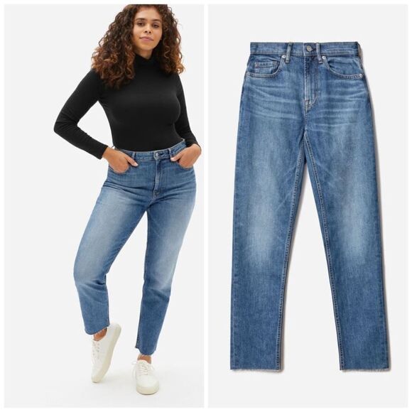 ✨The Curvy Cheeky® Straight Jeans✨ - Picture 1 of 7